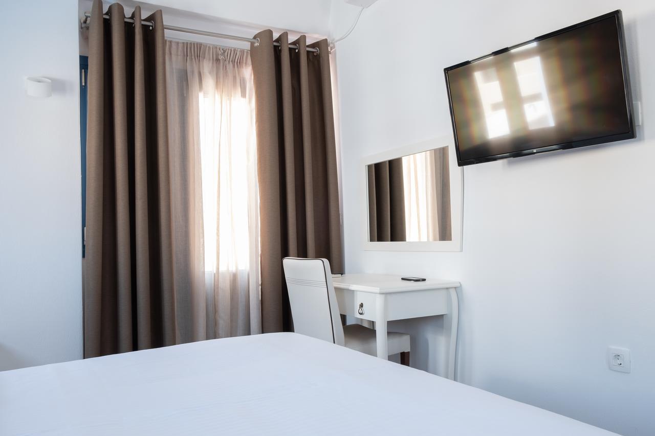 Tristhenia Aparthotel Perissa  Exterior photo