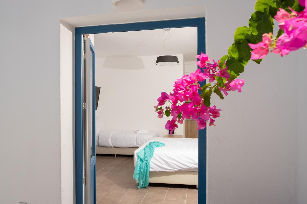 Tristhenia Aparthotel Perissa  Exterior photo
