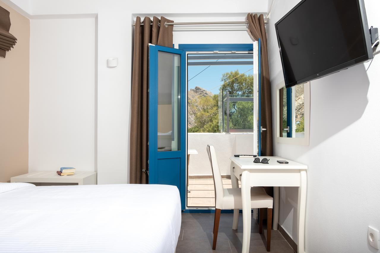 Tristhenia Aparthotel Perissa  Exterior photo