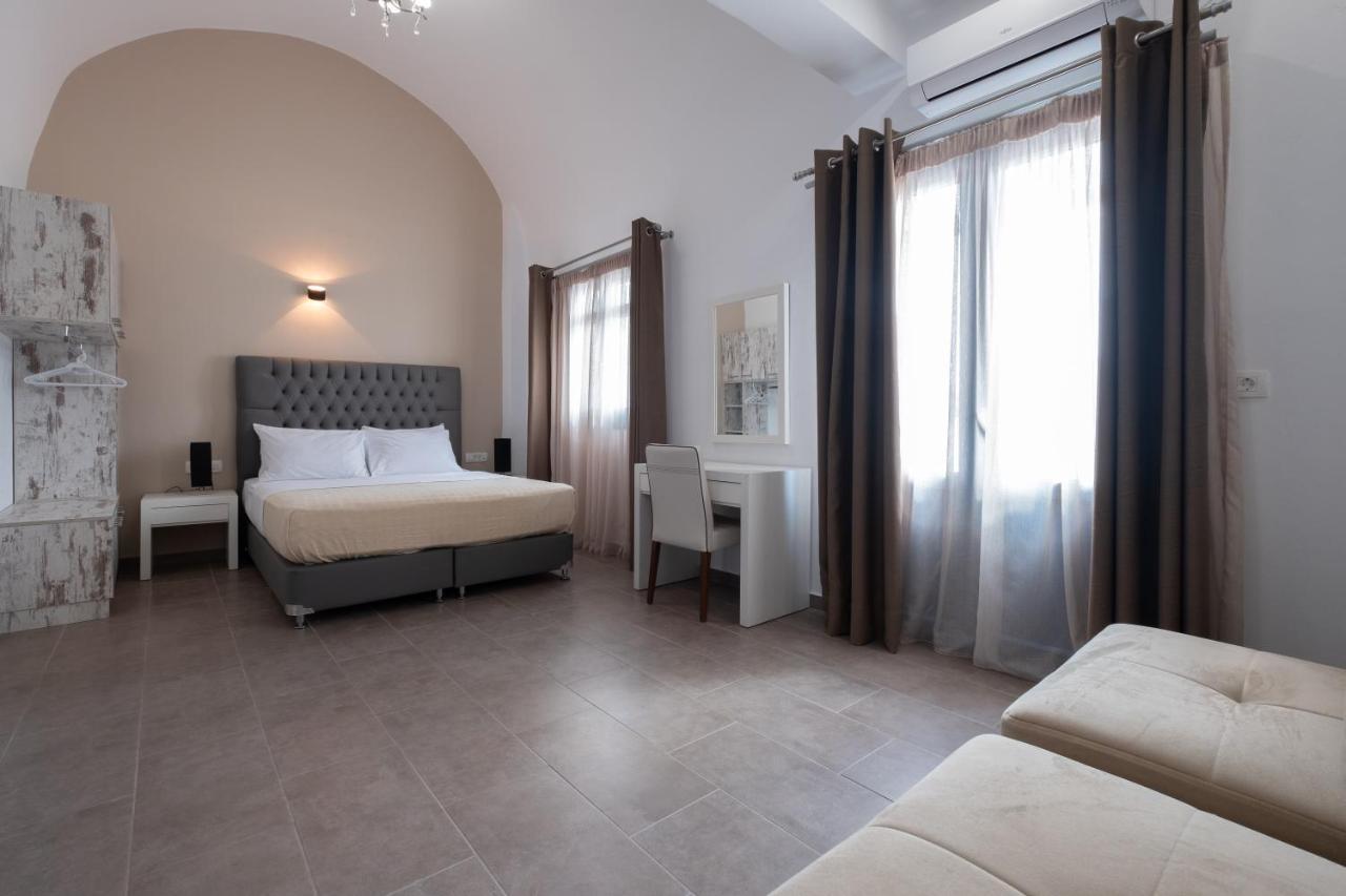 Tristhenia Aparthotel Perissa  Exterior photo